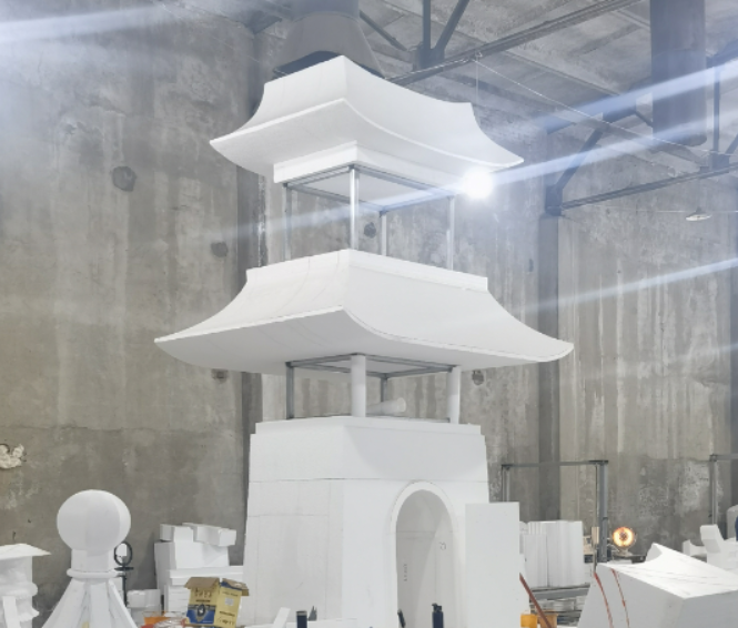 营口泡沫雕塑：从平凡泡沫到梦幻艺术品